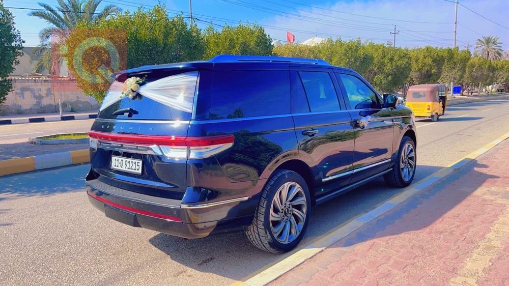 Lincoln Navigator